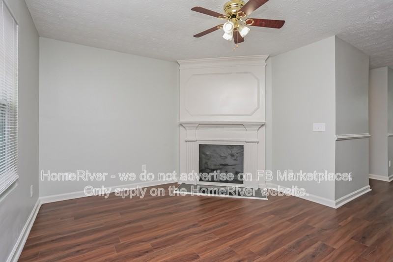 3407 Homeward Trl - Photo 4 of 19