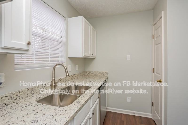 3407 Homeward Trl - Photo 7 of 19