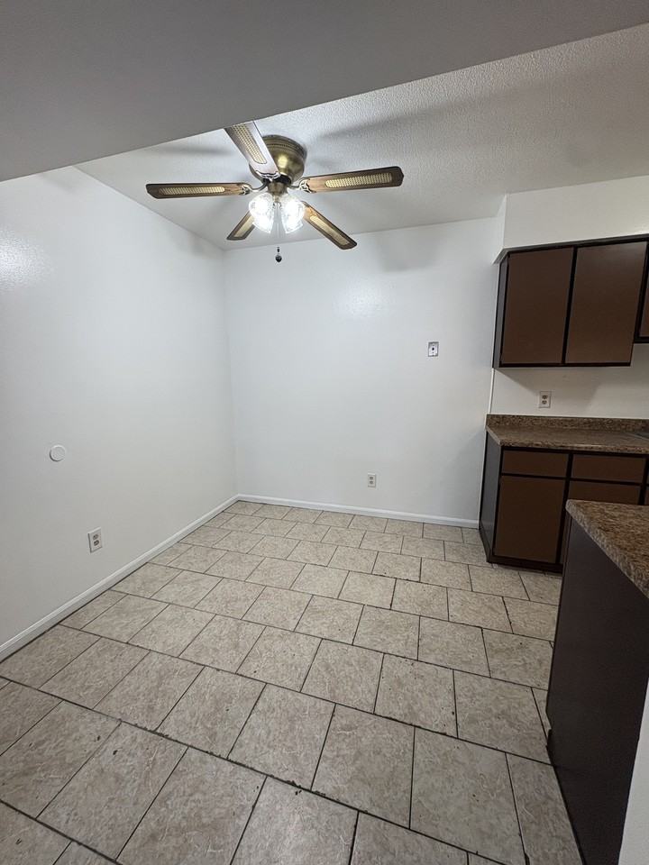 1306 West Michigan Avenue - Photo 6 of 17