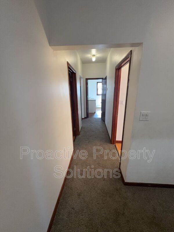 1413 Prospect Ave #2 - Photo 6 of 12