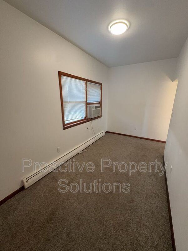 1413 Prospect Ave #2 - Photo 7 of 12