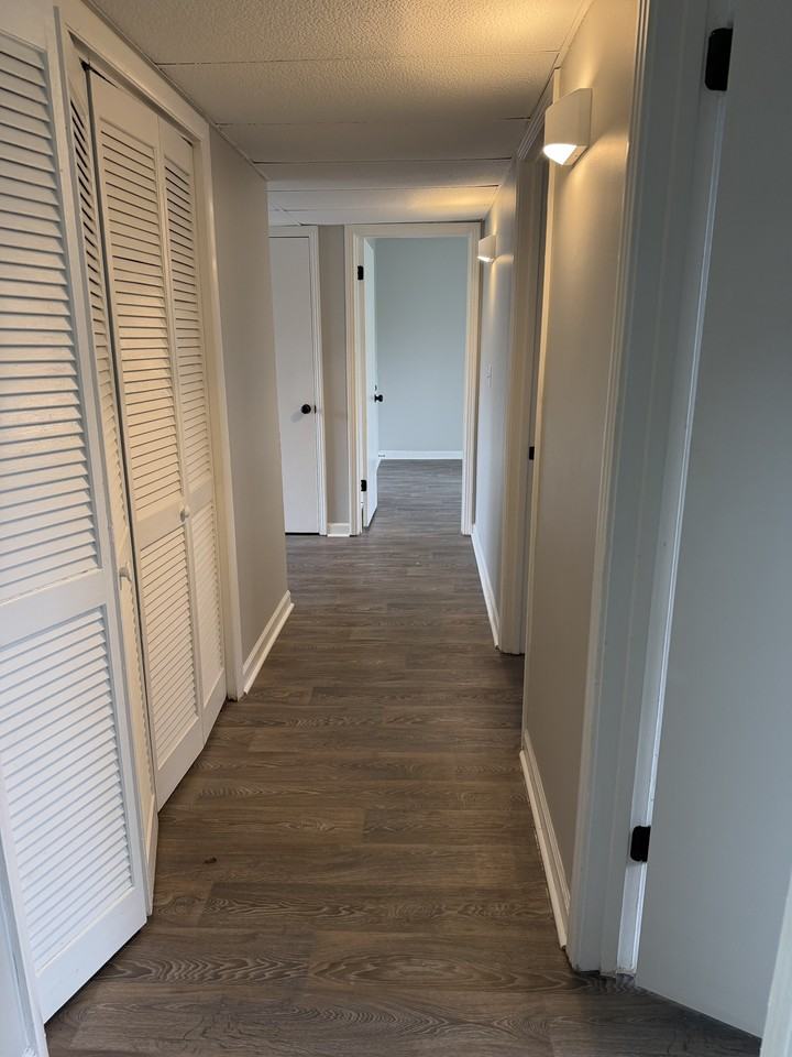 Batey Circle 121 A - Photo 4 of 8