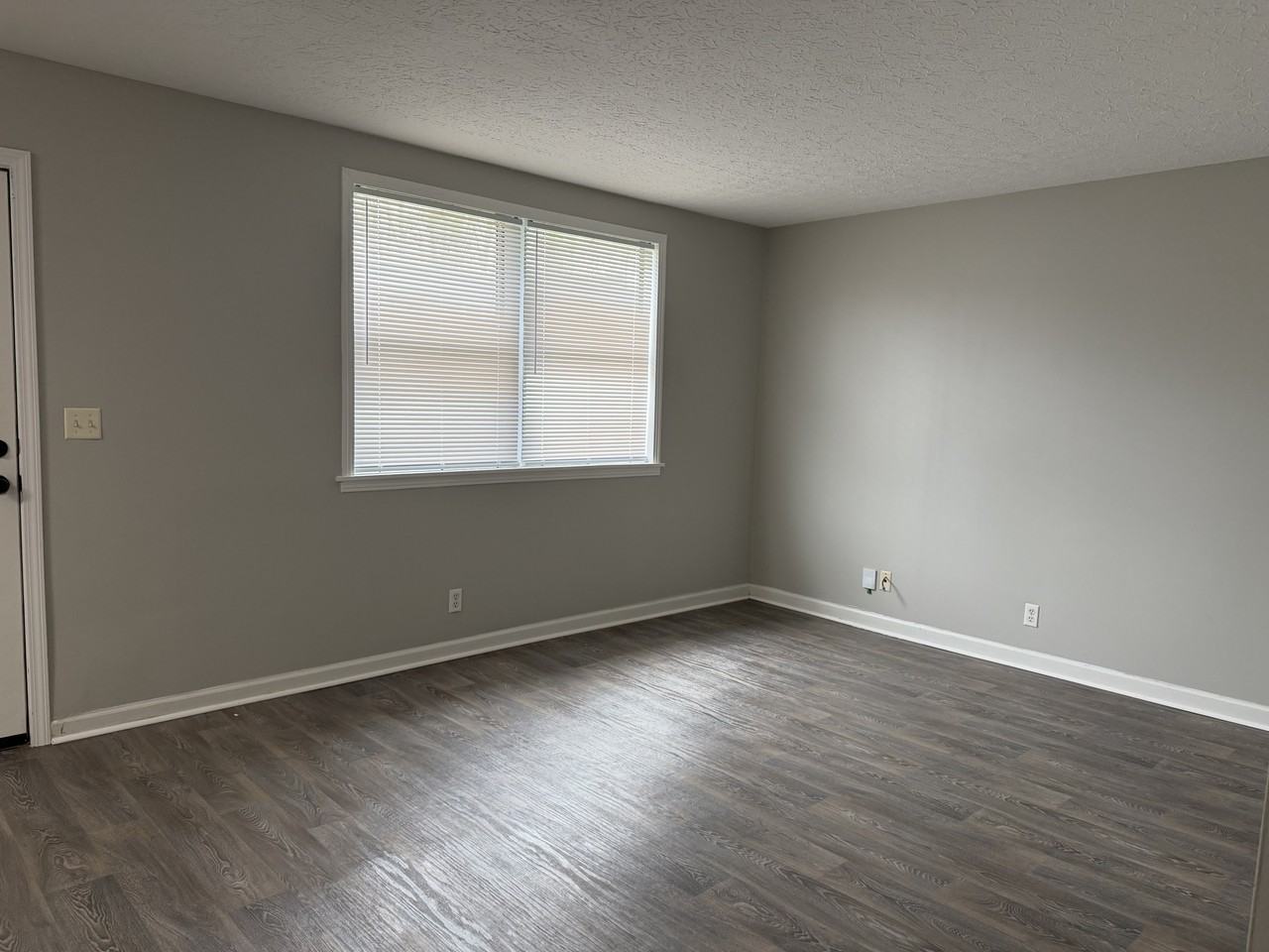 Batey Circle 121 A - Photo 5 of 8