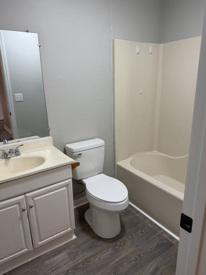 Batey Circle 121 A - Photo 6 of 8