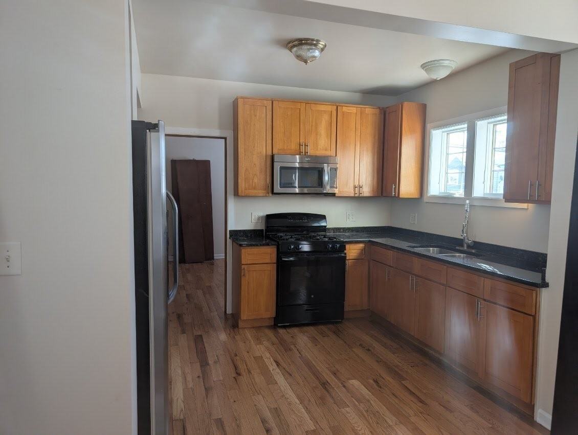 1741 North Long Avenue - Photo 6 of 9