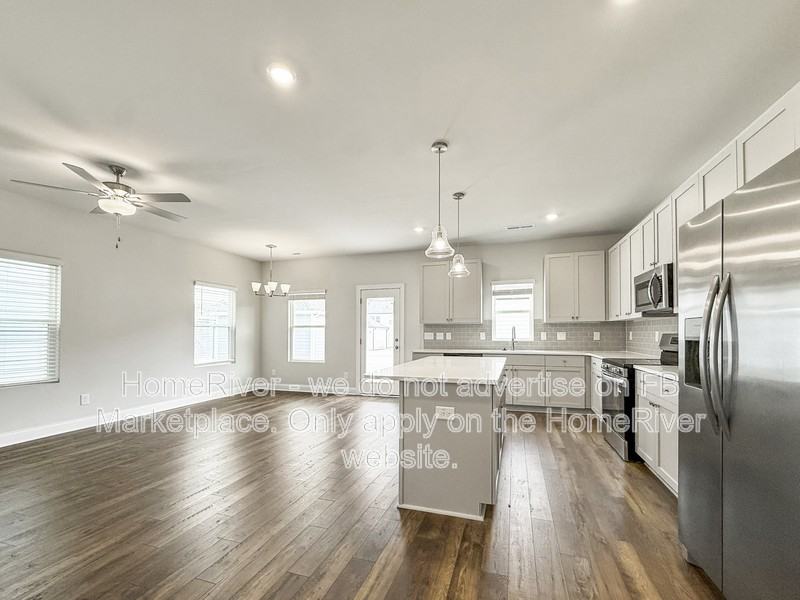 752 Lightrail Dr - Photo 6 of 22