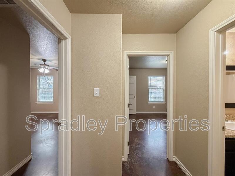 725 Laila Ln - Photo 7 of 13