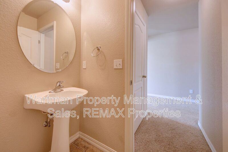 11590 Hibiscus Ln - Photo 7 of 33