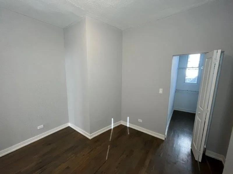 2750 West Cermak Road - Photo 4 of 9