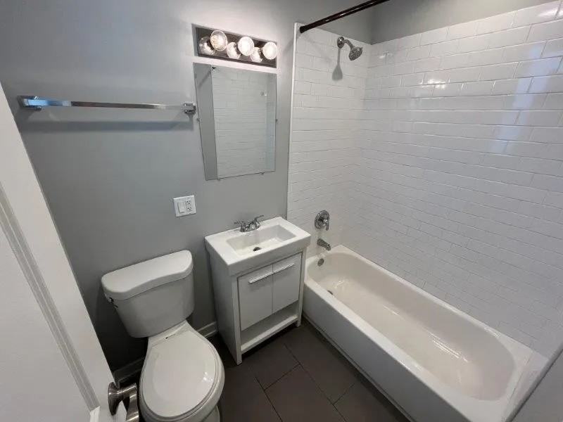 2750 West Cermak Road - Photo 5 of 9