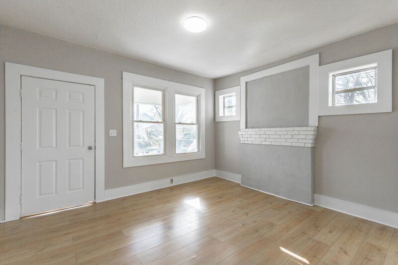 2117 Foust St - Photo 4 of 25