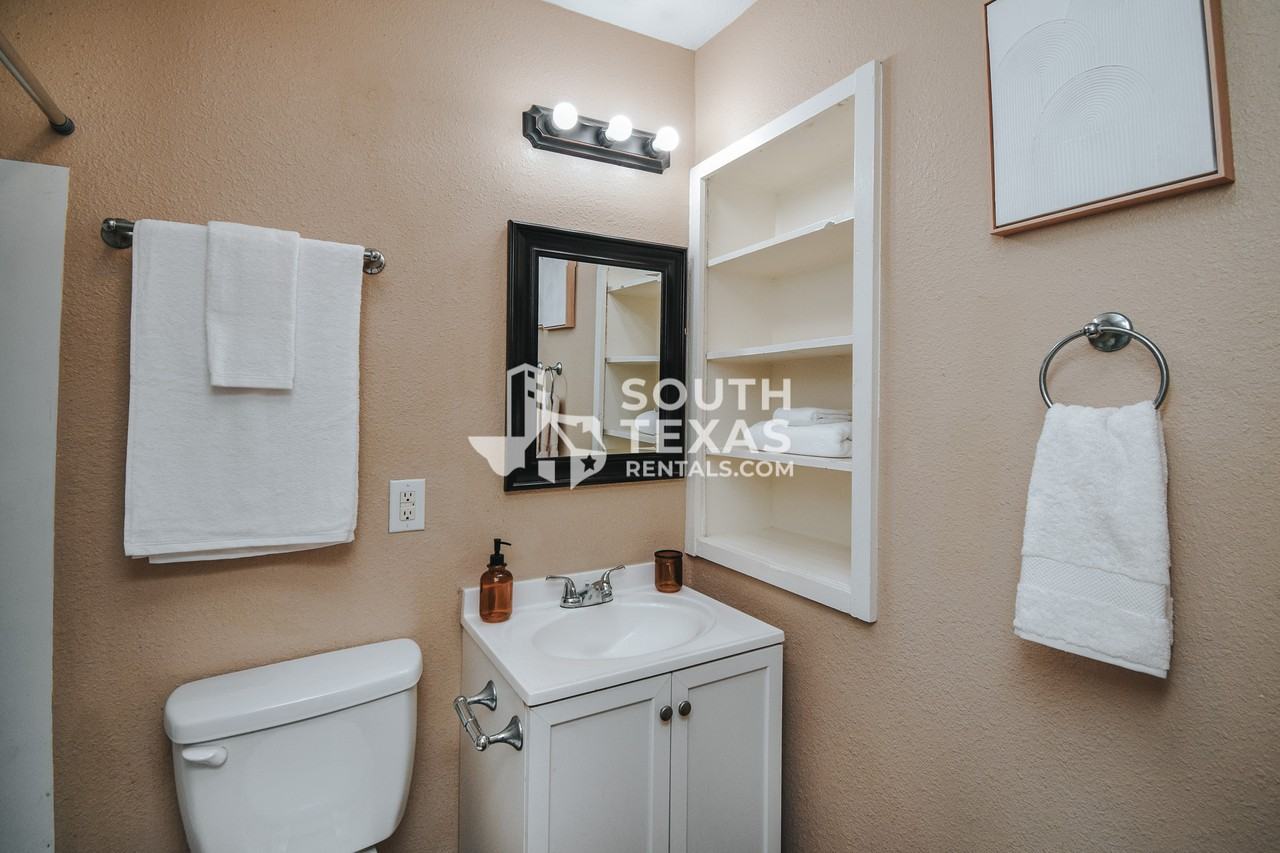 Cottages at Colorado - Photo 7 of 16