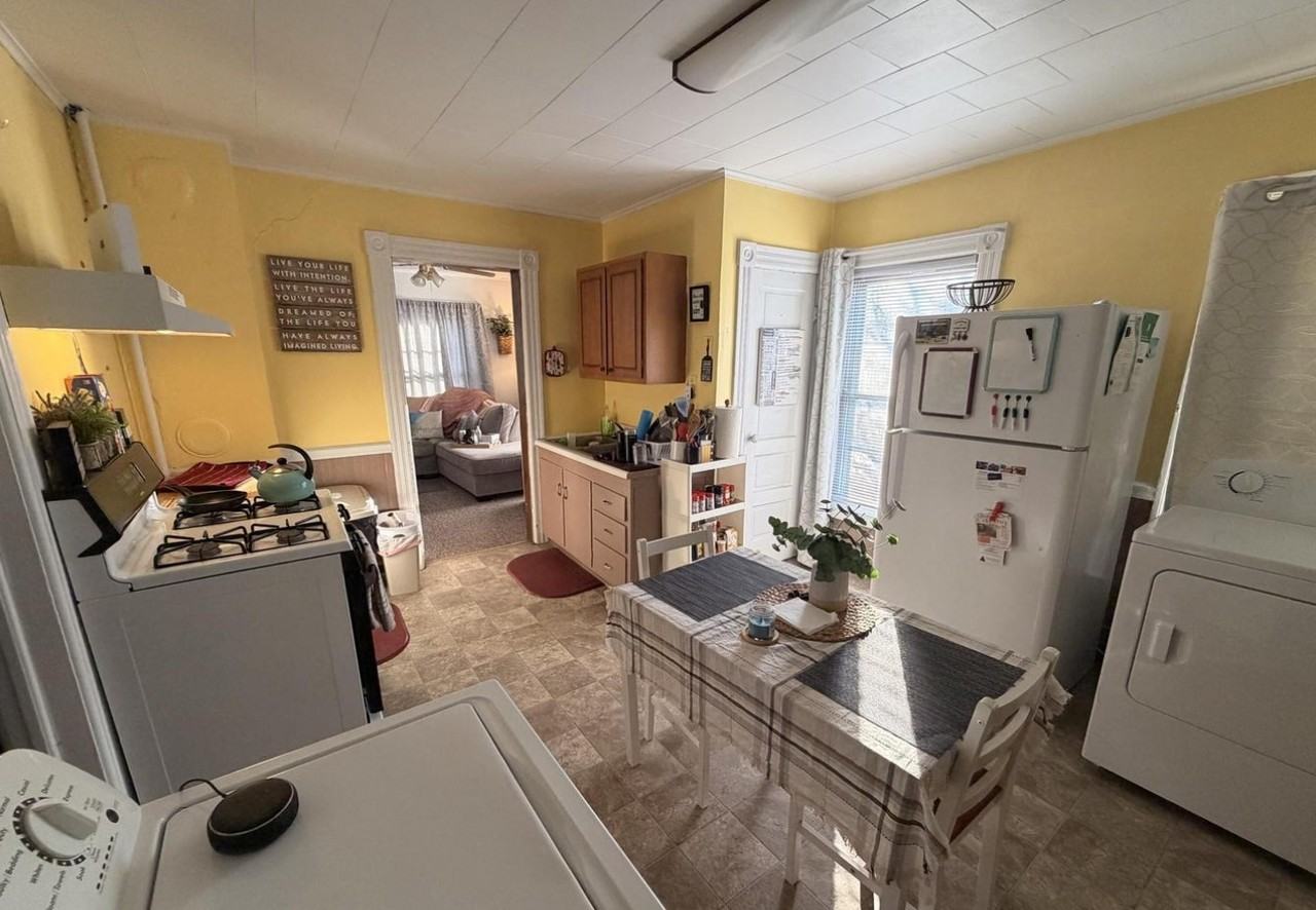 200 Saratoga Avenue - Photo 5 of 11