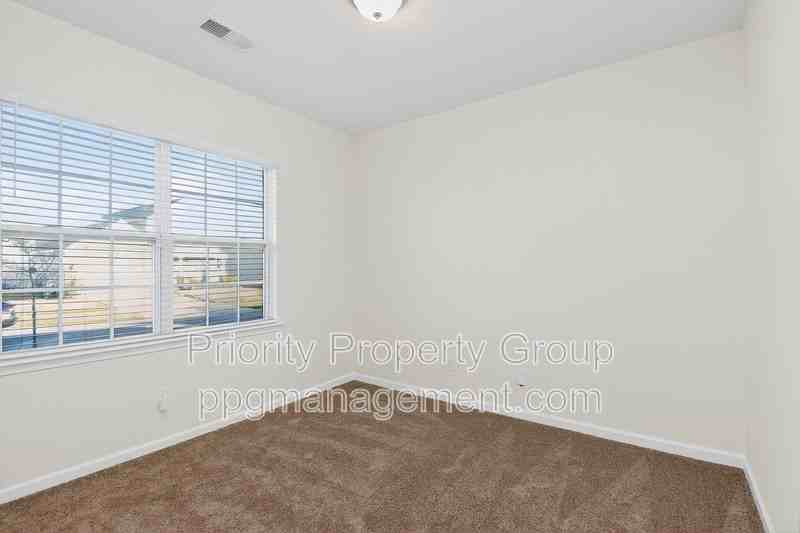 2212 Apple Glen Ln - Photo 6 of 29