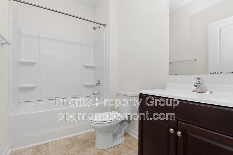 2212 Apple Glen Ln - Photo 7 of 29