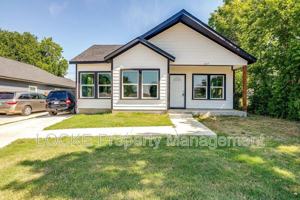 featured image of 1117 E Cantey St