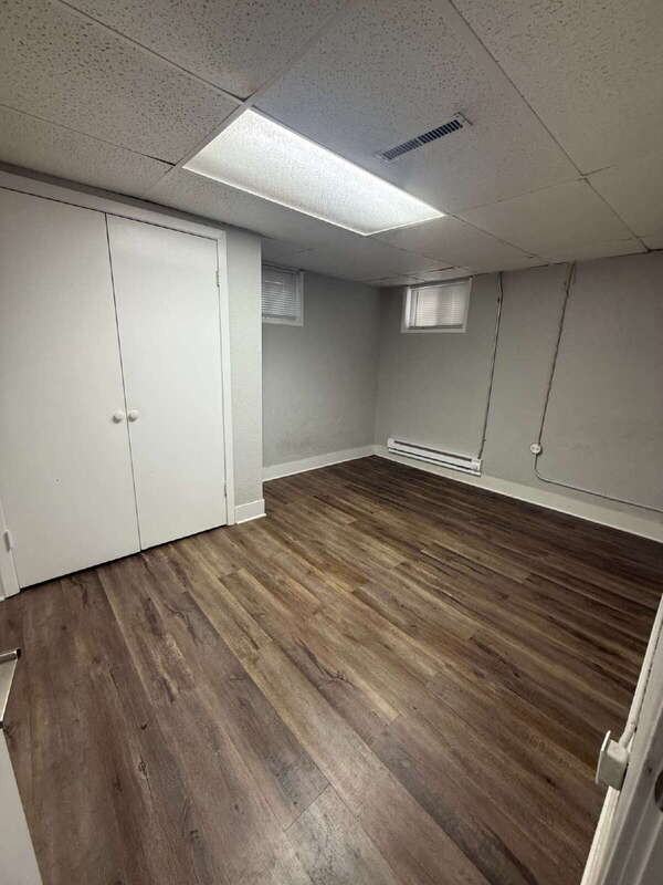 1320 1/2 Broad St - Photo 4 of 10