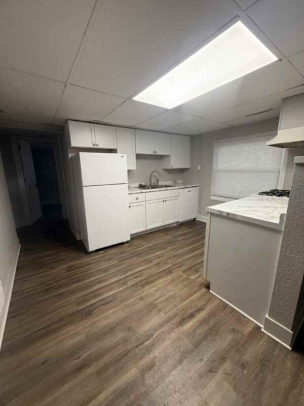 1320 1/2 Broad St - Photo 5 of 10