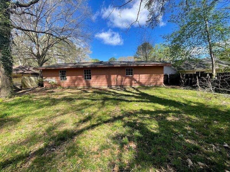 1471 Dorgan St - Photo 2 of 14