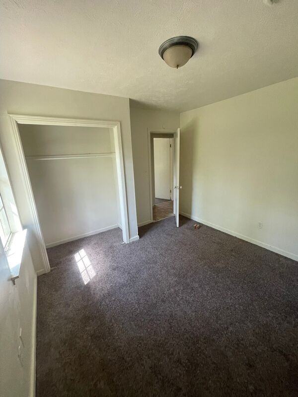 1471 Dorgan St - Photo 3 of 14