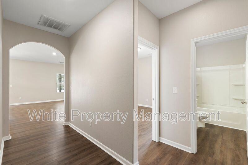 6113 Purbeck Way - Photo 2 of 29