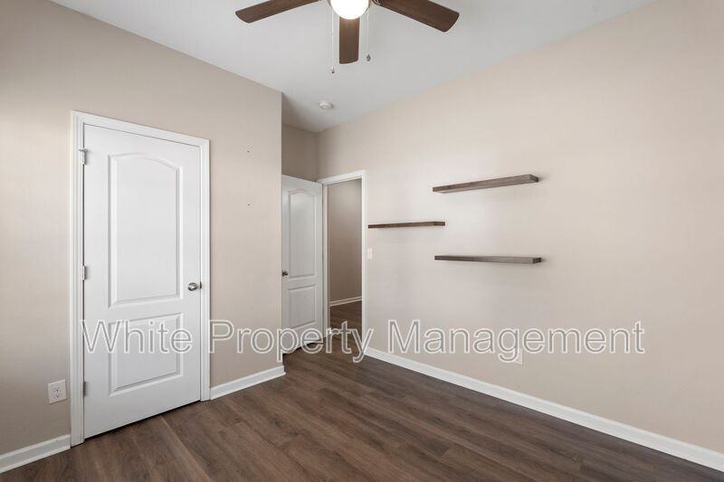 6113 Purbeck Way - Photo 5 of 29