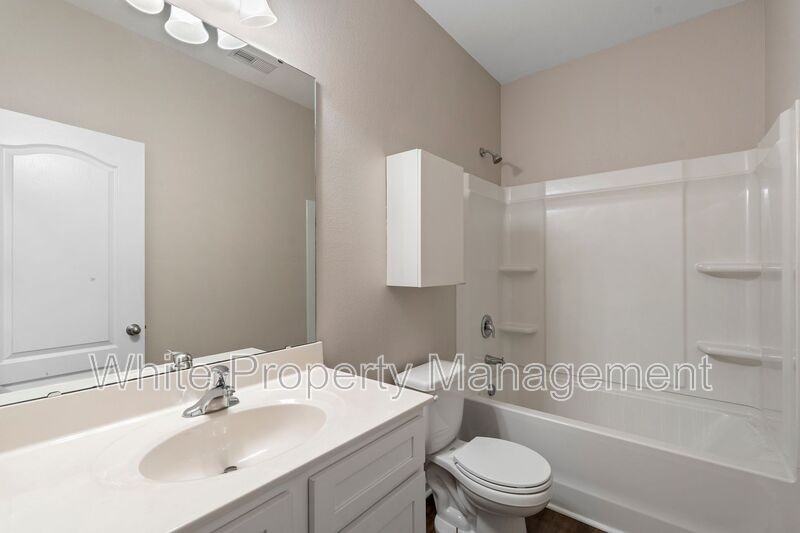 6113 Purbeck Way - Photo 6 of 29