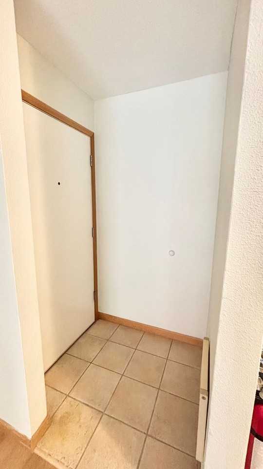 910 Nw Naito Pkwy - Photo 2 of 36