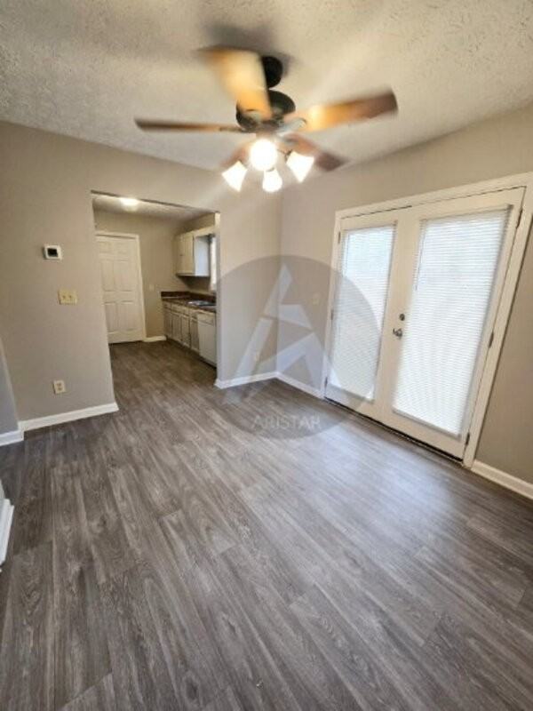 1836 Potomac Pl - Photo 6 of 23