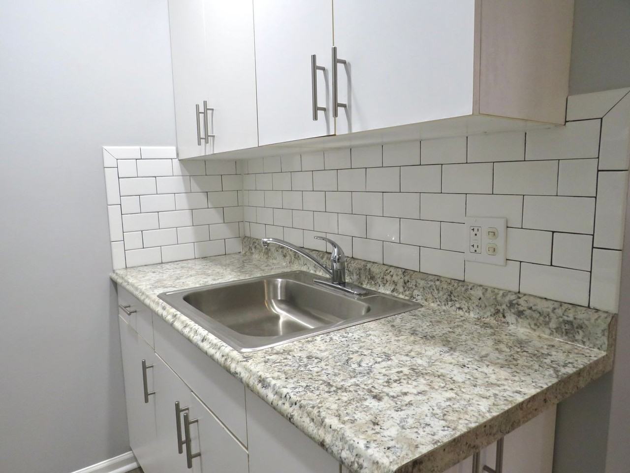 4241 N. Kenmore - Photo 3 of 9