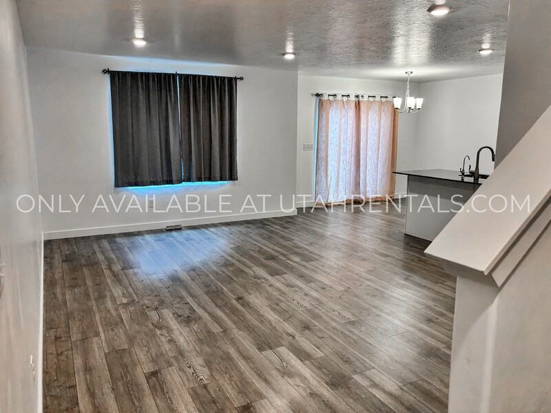 3741 Wn - Photo 3 of 35