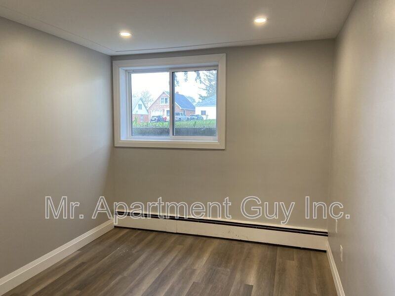 1148 Queens Blvd #1 - Photo 5 of 7