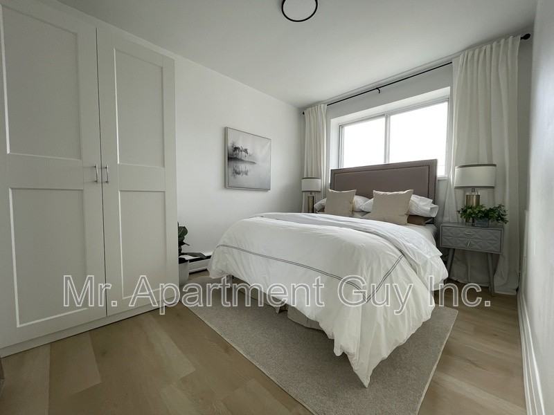 1284 Fennell Ave E #6 - Photo 3 of 18