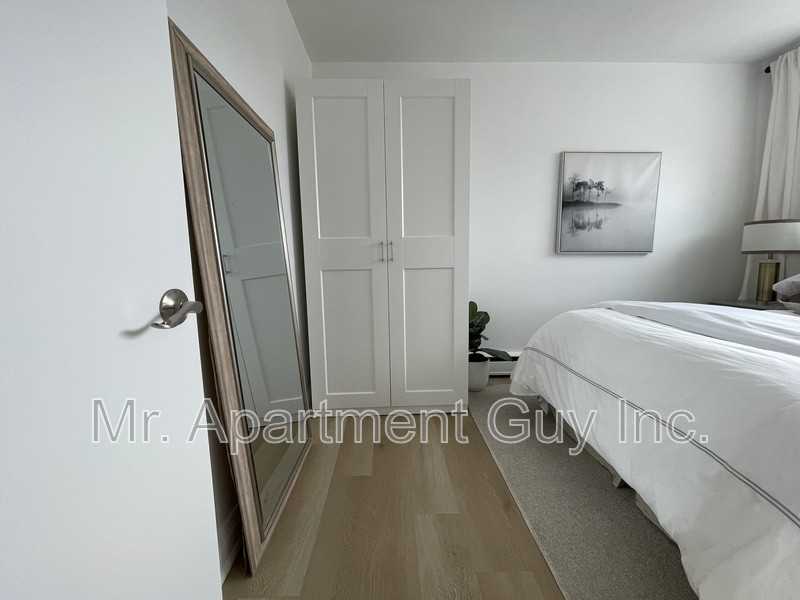 1284 Fennell Ave E #6 - Photo 4 of 18