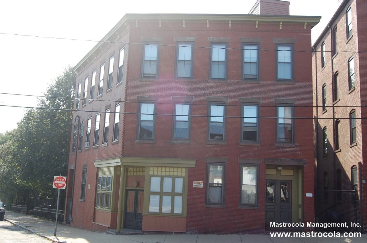 Beacon St. & Tremont #3 - Photo 2 of 19