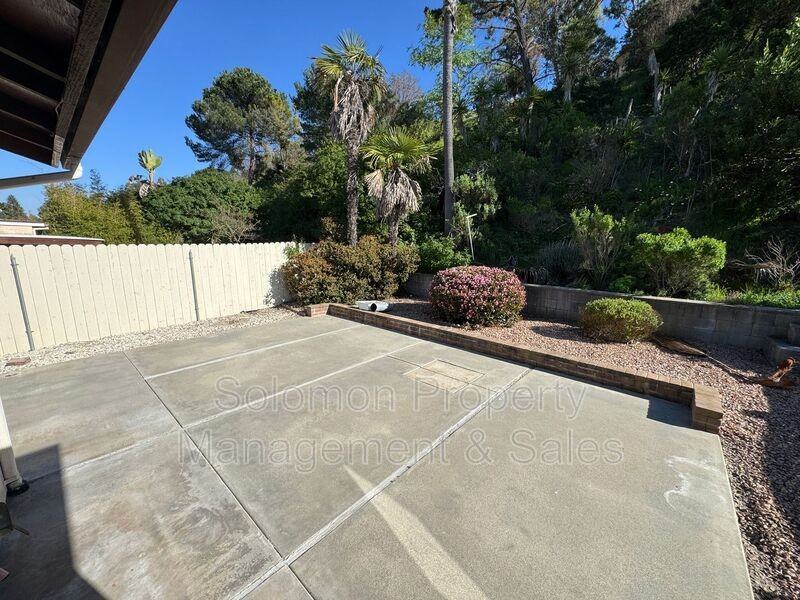 4825 Northerly St - Photo 4 of 23