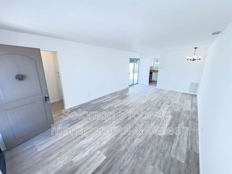 4825 Northerly St - Photo 6 of 23