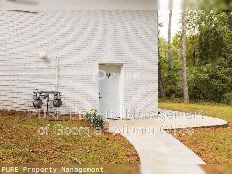 1138 Gerald Pl Sw #B - Photo 5 of 23