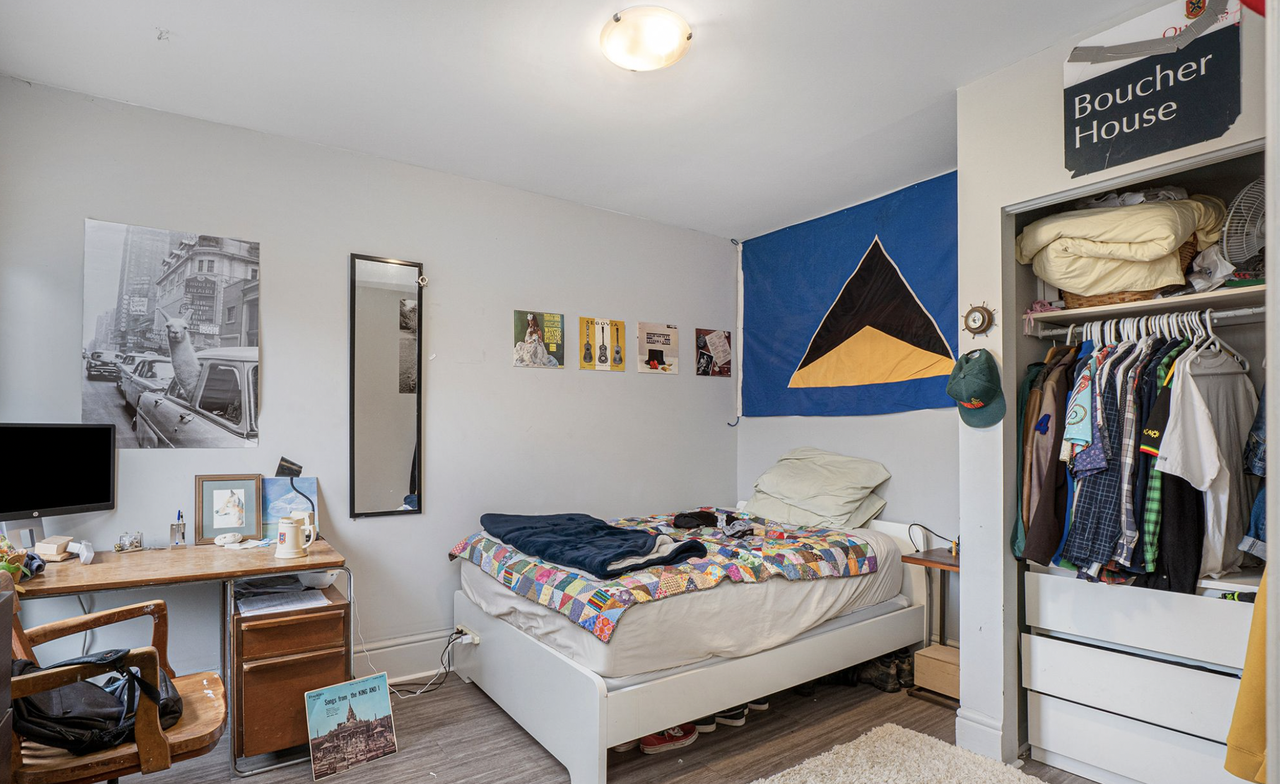 368 Barrie Street - Photo 2 of 8