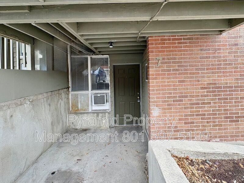 353 S St #7 - Photo 2 of 15