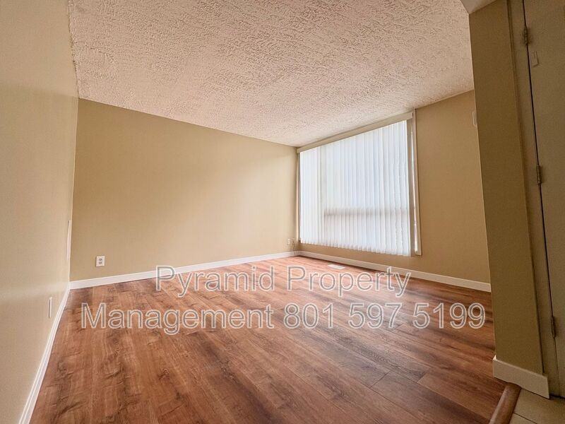 353 S St #7 - Photo 5 of 15