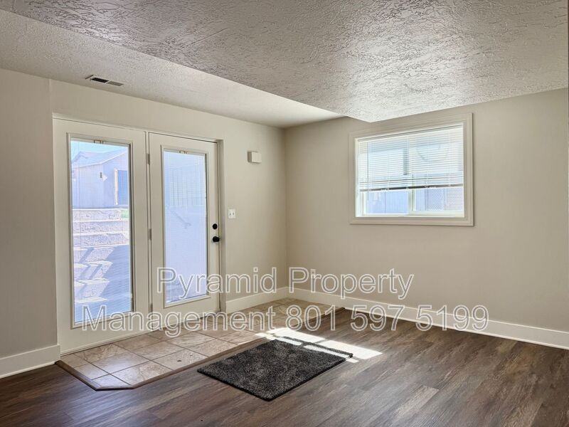 250 Nw - Photo 6 of 26