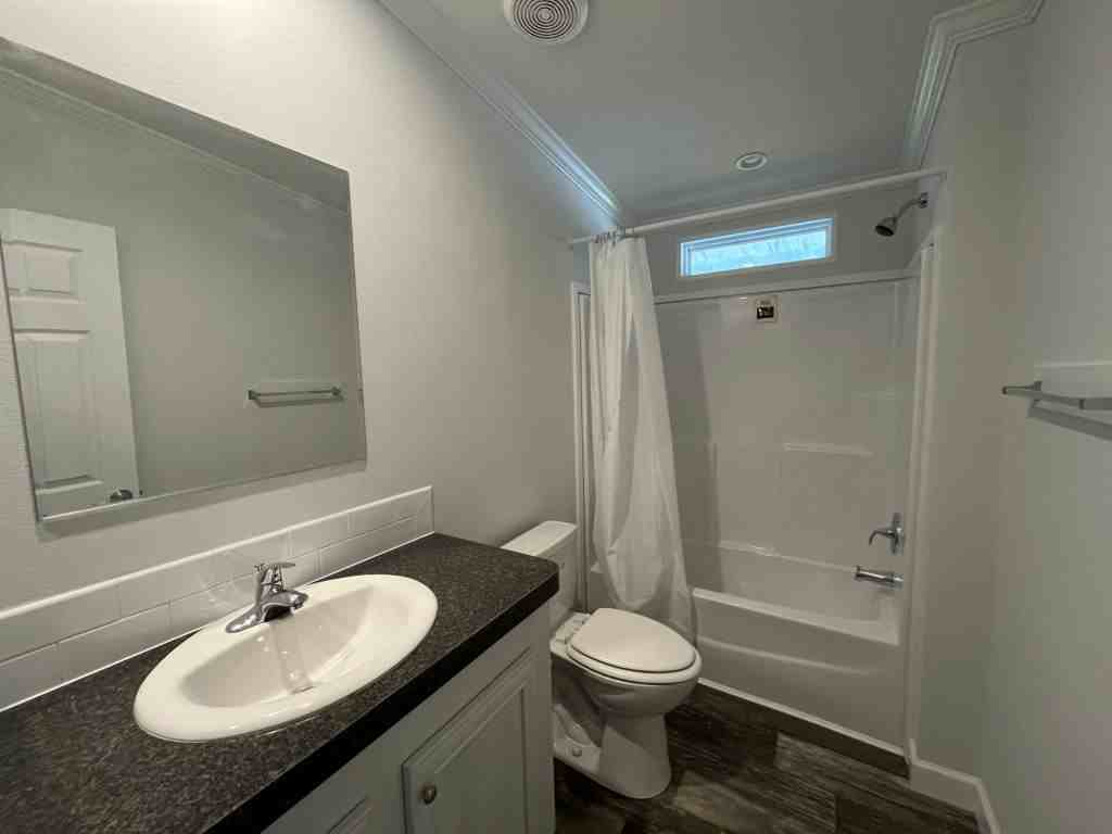 10 Eland Dr #010 - Photo 7 of 37