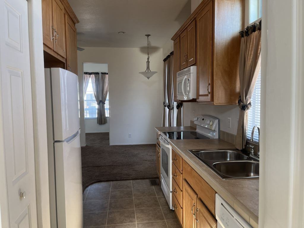 201 S Greenfield Rd Lot 340 - Photo 4 of 21