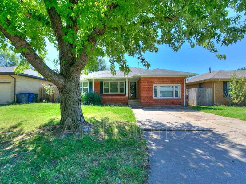 1732 Carlisle Rd - Photo 3 of 48