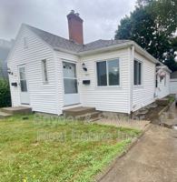 featured image of 1093 N Main St