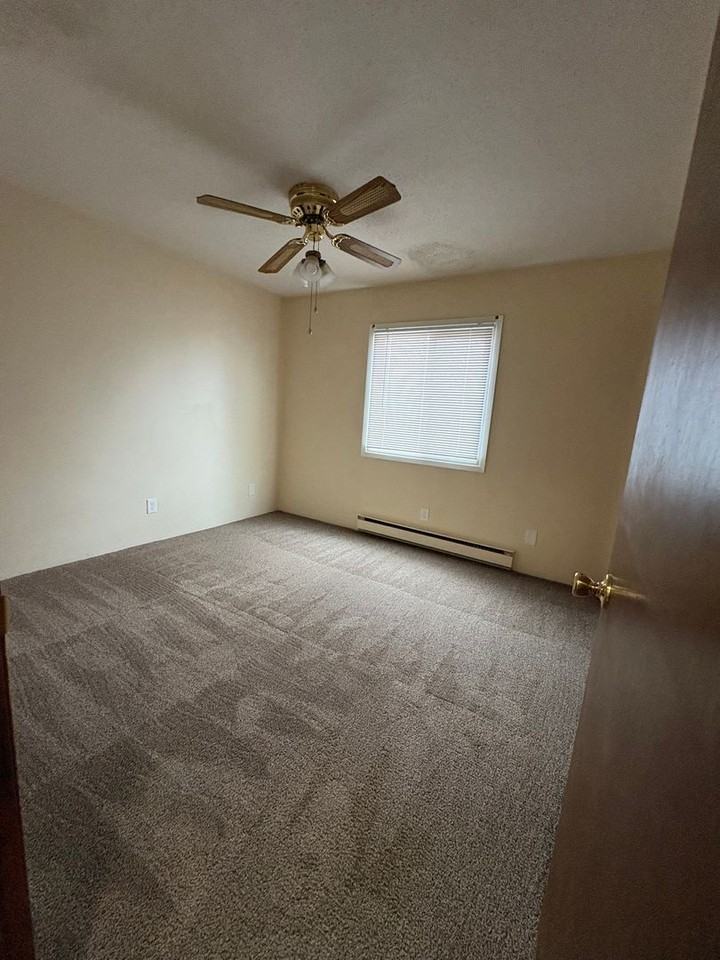 Wedgewood Apartments - Photo 4 of 18