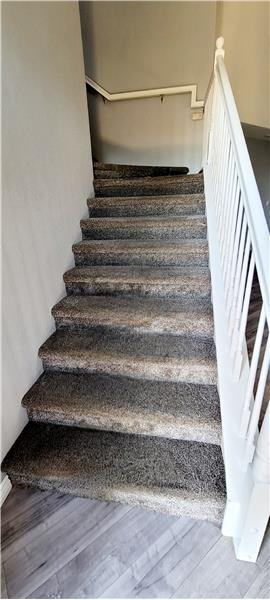 1570 Barkley Ln - Photo 3 of 18