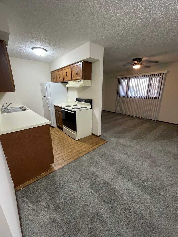 Cozy 1bed/1ba available near NWU - Photo 6 of 11
