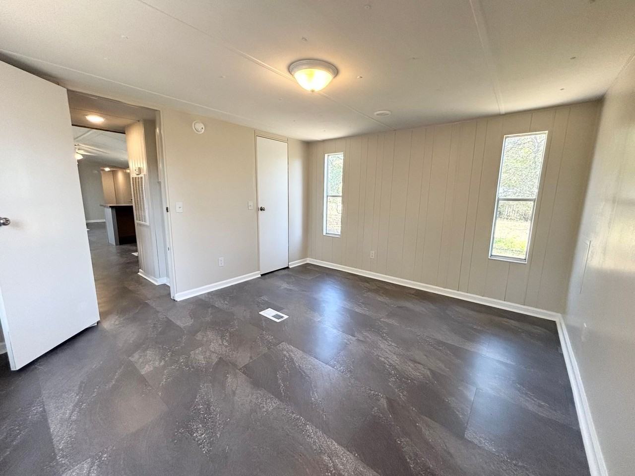 4963 Bud St - Photo 6 of 13